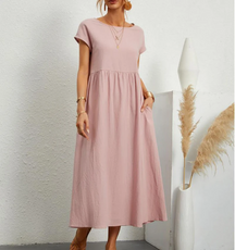 Vestido de Manga Curta com Decote em O Spark