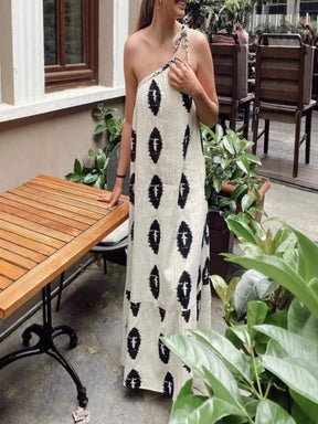 Vestido Maxi longo solto com estampa elegante e um ombro só